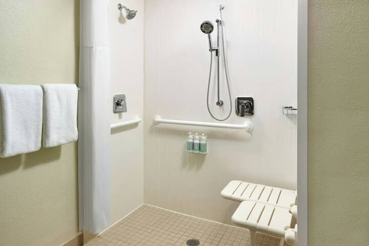 Room 12 of 23