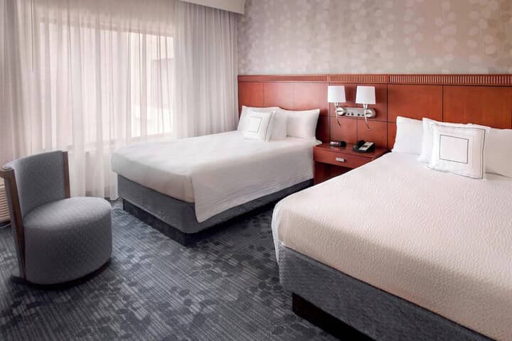 Room 4 of 23